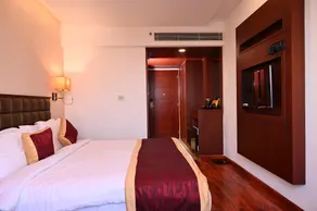 Raaj Bhaavan Clarks Inn Chennai OMR - Image 3