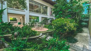 K Park Grand Hotel - Image 5