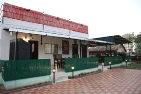 A POOL VILLA FARM STAY - Image 5
