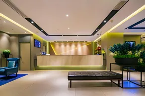 Home Inn Style Golden Chengdu Kuanzhai Alley Fuqin Metro Station - Image 3