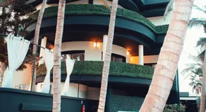THE PALMS Luxury Boutique Hotel - Image 3