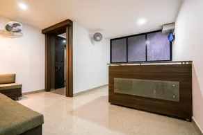 OYO 78039 ESGEE TOWERS - Image 4