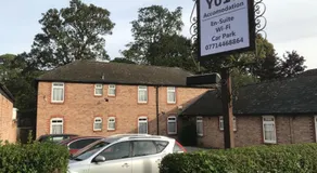 YO10 - Image 3