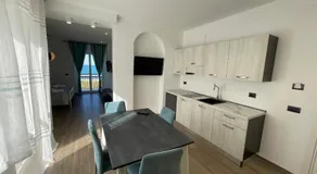 Levante - Image 2