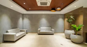 Hotel Tulips Grand - Image 4