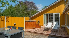 Nice Home In Ebeltoft With Sauna - Image 5