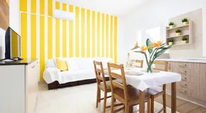 La Esquinita - Image 3