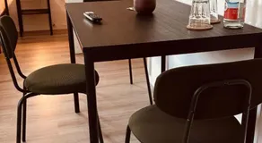 Modernes Apartment - Netflix, Küche & Parkplatz - Image 3