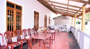 Suman Beach Rooms - Image 3