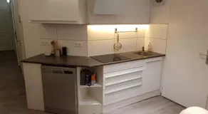 Budgetrooms - Souterrain-Private Rooms & Kitchen - Image 2
