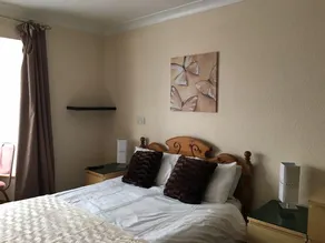 Llanion Lodge - Image 4