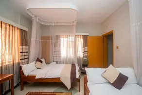 Jupiter Guest House - Parklands - Image 2