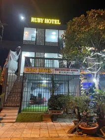 Ruby Hotel - Image 2