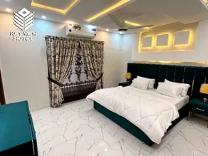 Luxury One Bed Apartment - Image 2