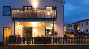 Modern Ground Floor Corner Flat with Rustic Patio - Image 5