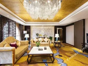 Huang'e International Grand Hotel - Image 3