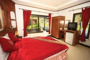Moonwalk Lanta Resort - Image 2
