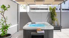 Supreme Luxury Suites by Athens Stay - Image 5