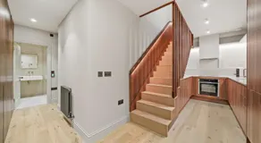 2 Bed Flat Walking Distance From Harrods - Image 3