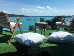 Terrace with amazing bosphorus view - Image 2