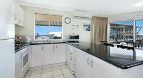 Beachfront penthouse - Image 3