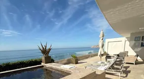 Deluxe Room at Garza Blanca Los Cabos - Image 4