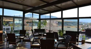 Alexander Hotel - Image 3