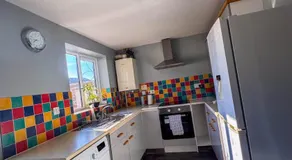 Newly Refurbished Home fit for to 7 family members, Groups, Contractors Centre of Bradley Stoke - Image 5