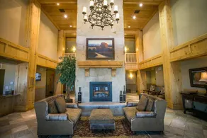 Silverado Lodge with Fireplaces and Pool Views - Image 2