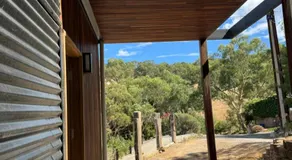 Valley Views Luxury Country Retreat - Image 3