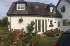 Holmside Cottage - Image 1