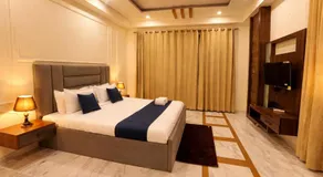 Pink City Retreat 3BHK Luxury Stay in Vaishali Nagar - Image 2