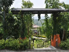 Dern Din Du Dao Resort - Image 3