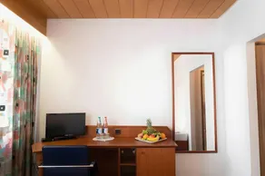 Hotel Astoria Stuttgart City - Image 3