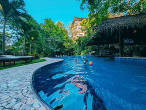 Sundaras Infinity Jungle Resort - Image 3