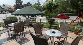 Hotel Holiday - Image 4