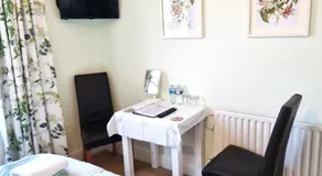 The Witterings Bed and Breakfast - Image 3