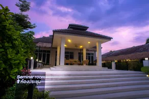 Schatz Hotel - Image 2