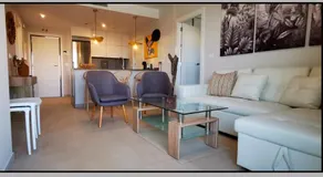 Appartement convivial et familial avec internet haut débit, piscine et terrasse | Vue jardin | Proche de la plage | Parfait pour le travail à distance - Image 2
