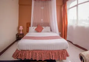 Chester Hotel - Image 5