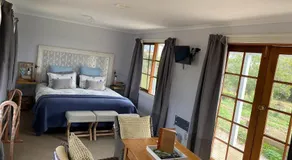 Robin Hoods Well Farm Stay - Image 2
