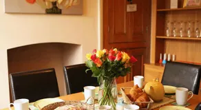 Pet-Friendly Logburner Horse Stable Views - Image 5
