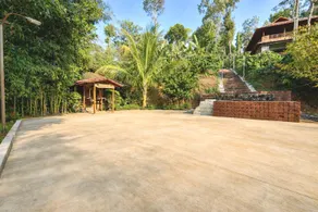 The Coffee Park HomeStay - Image 5