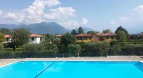 Residence The Yellow Fish with Pool - Image 5