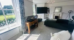 Buchan Guest House - Image 2