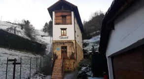 Albergue Usandi Auto Check-in - Image 5