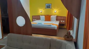 Hotel Les - Image 2