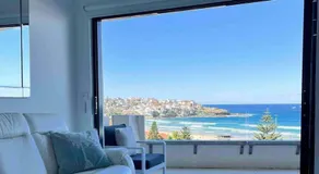 Bondi Beach Waves Beachfront Apartment - Image 1