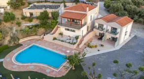 Olive Grove Maisonettes and Apts - Image 4