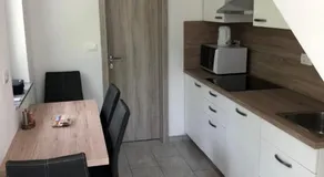 Jack's Apartments - Image 3
